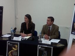 Alondra de la Parra, directora artítistica de la OFJ y Ricardo Arturo Gómez Poulat, gerente.  /