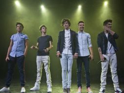 ''Live while we're young'' es el primer sencillo del segundo álbum de One Direction. AP  /