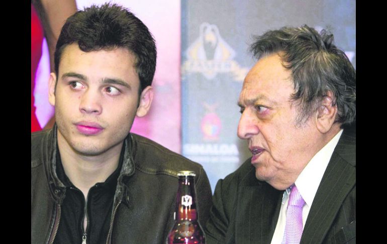 Mejores tiempos. José Sulaimán (der.) se mostró sorprendido y triste de escuchar la noticia del positivo de Chávez Jr. MEXSPORT  /