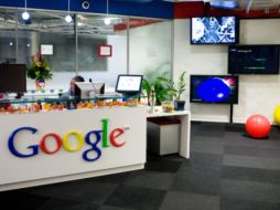 Los estudiantes se sienten atraídos por el ambiente de trabajo, relajado y creativo de Google. ESPECIAL  /