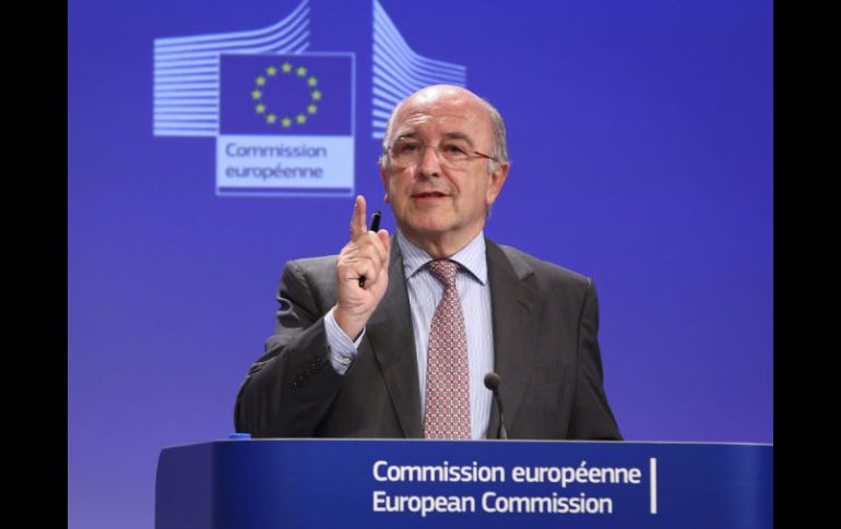 Joaquín Almunia, durante la rueda de prensa en Bruselas. EFE  /