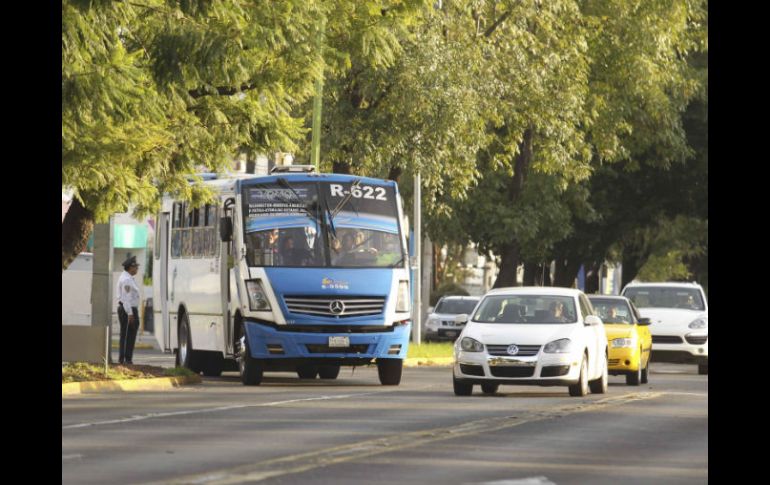 Ayer fueron abiertos sólo los carriles laterales de López Mateos, de Manuel Acuña a la Avenida México. ARCHIVO  /