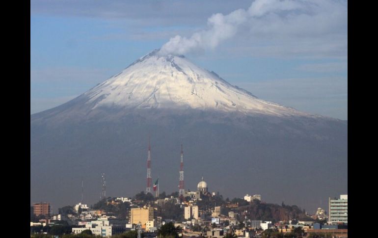 El monitoreo del Volcán Popocatépetl se lleva a cabo de forma continua las 24 horas del día. ARCHIVO  /