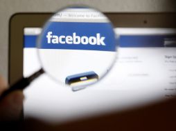 Facebook Irlanda (FB-I) podría ser multado por 100 mil euros si no obedece a la reforma de ley de protección de datos. ARCHIVO  /