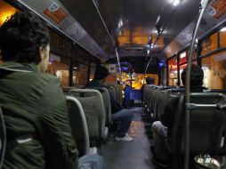 La SVyT ha destacado que los usuarios del Búho obtienen ahorros de hasta 400% en transporte. ARCHIVO  /