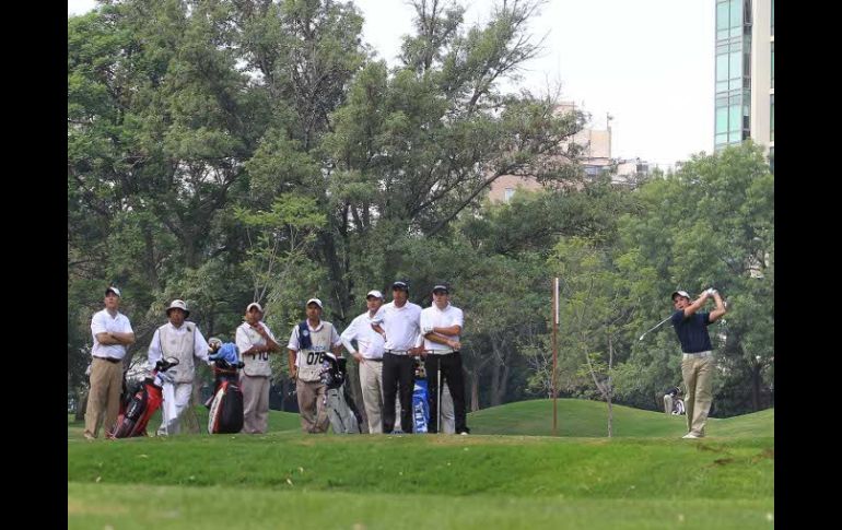 El golf nuevamente fue un lazo de amistad y de ayuda. ARCHIVO  /