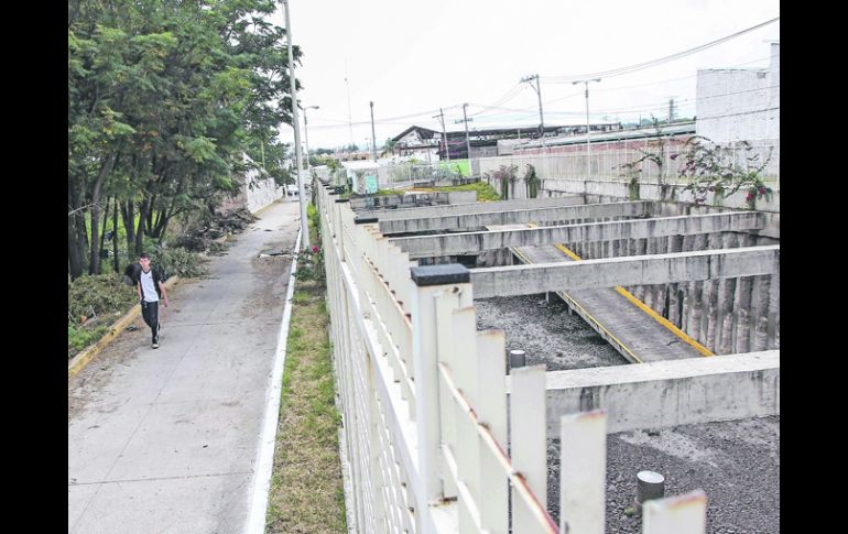 La pretensión de resolver el problema de las inundaciones en la zona de Paseos del Sol, quedó como asignatura pendiente desde 2009.  /