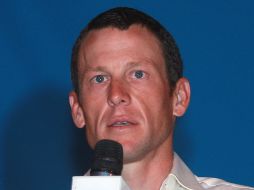 Lance Armstrong sigue siendo el foco de atención en el ciclismo internacional. MEXSPORT  /