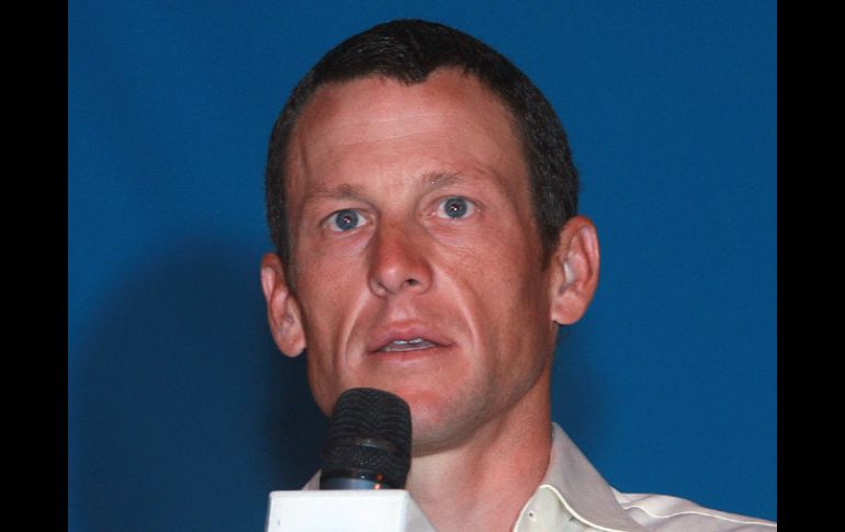 Lance Armstrong sigue siendo el foco de atención en el ciclismo internacional. MEXSPORT  /