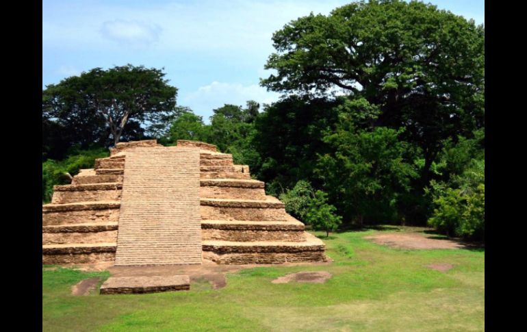 La mayoría de las estructuras de El Lagartero están sobre islas pequeñas. EL UNIVERSAL  /