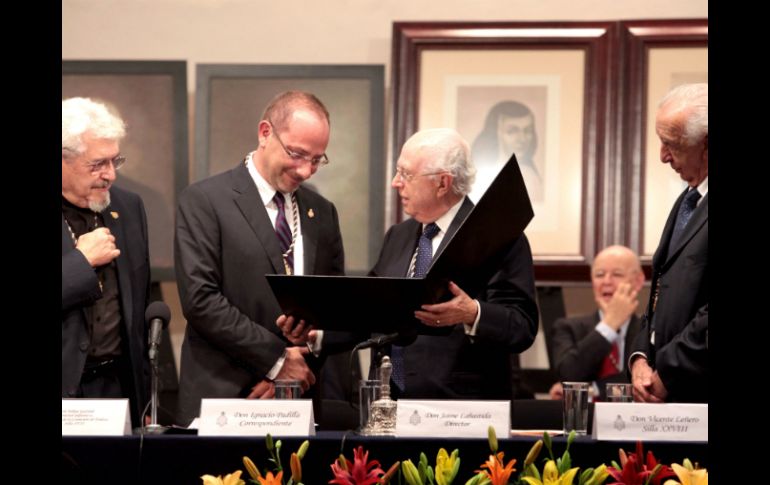 Padilla ingresó ayer jueves a la Academia Mexicana de la Lengua como académico correspondiente en Querétaro. EL UNIVERSAL  /