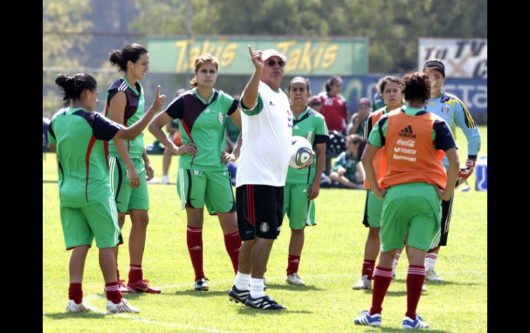 La escuadra femenil mexicana tiene en Japón un fuerte rival, pues las niponas han pasado a cuartos en las últimas dos Copas. ARCHIVO  /