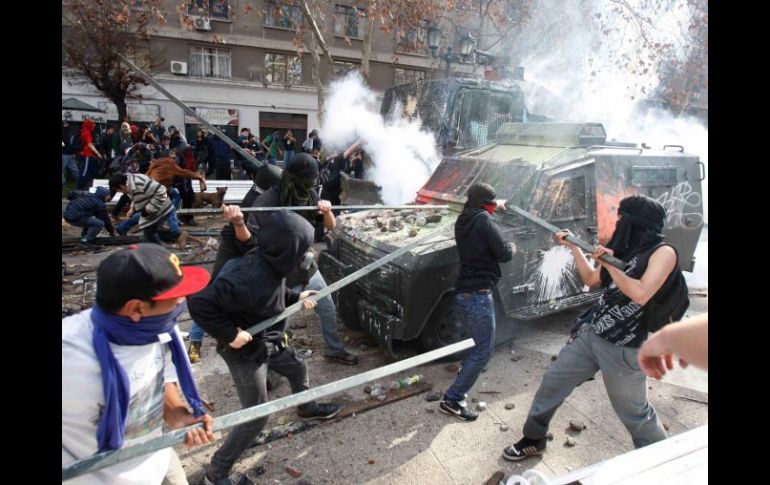 Los estudiantes han realizado constantes protestas en demanda de educación pública gratuita y de calidad. ARCHIVO  /