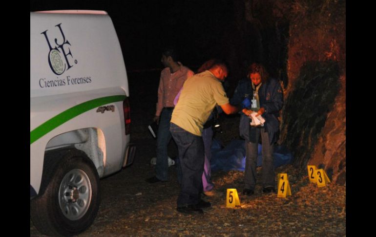 El cuerpo fue trasladado a las instalaciones de la morge de la Región Ciénega. ARCHIVO  /