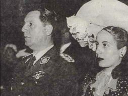 En 1895 nace Juan Domingo Perón. En la foto: su boda al civil con Eva Duarte. ARCHIVO  /