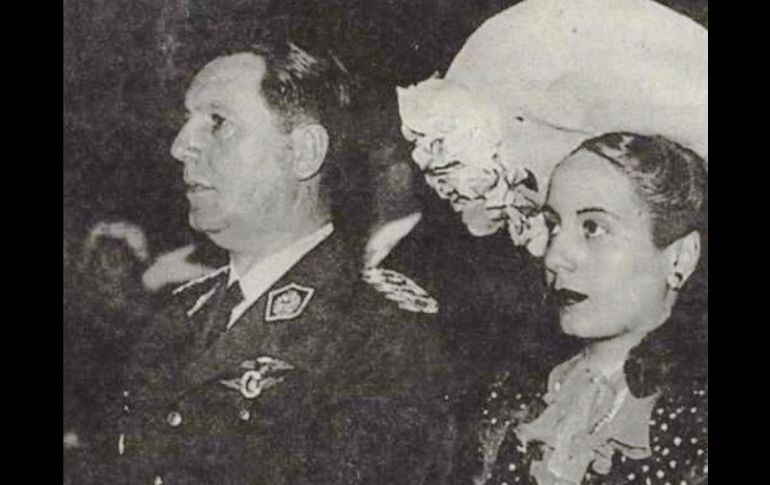 En 1895 nace Juan Domingo Perón. En la foto: su boda al civil con Eva Duarte. ARCHIVO  /