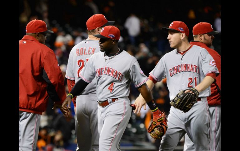 Los Rojos tomaron control de su tope de primera ronda de playoffs. AFP  /