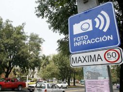 En las cámaras de fotoinfracción en semáforos se invirtieron 5.6 millones de pesos. ARCHIVO  /