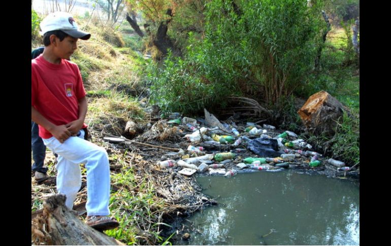 La idea es que se genere conciencia y la gente voltee a ver los ríos contaminados que hay en México. ARCHIVO  /