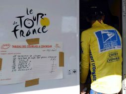 Imagen de archivo de Lance Armstrong a su llegada a una prueba de dopaje tras la 8ª etapa del Tour de Francia 2003. EFE  /