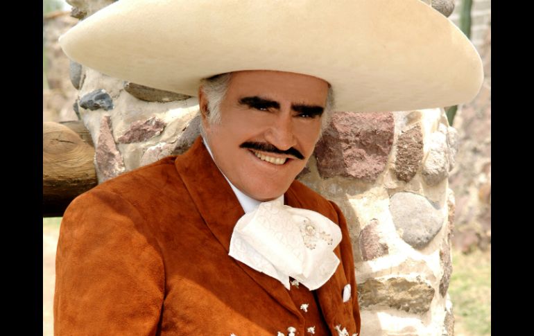 Vicente Fernández, ha vendido más de 40 millones de discos. ESPECIAL  /