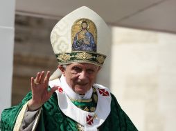 El papa Benedicto XVI celebra una ceremonia para anunciar el nuevo Año de la Fe en la Plaza de San Pedro. XINHUA  /