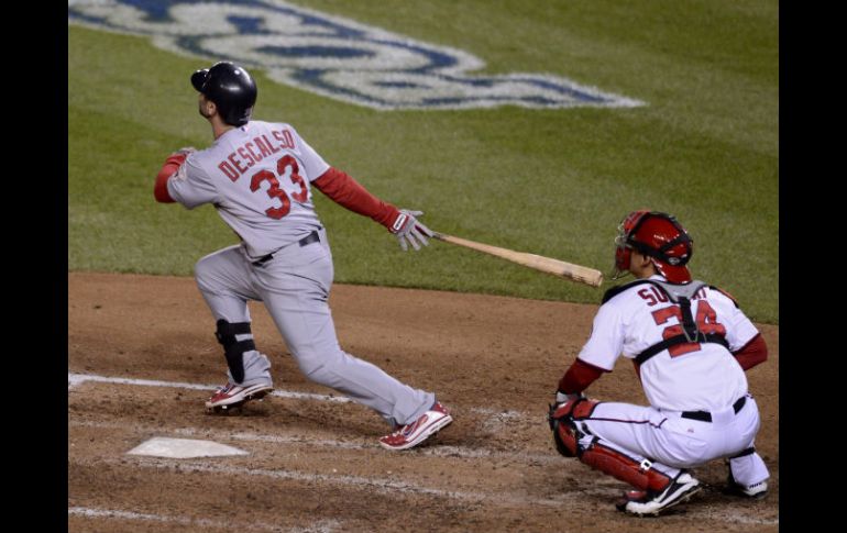 El segunda base de Cardenales Daniel Descalso (33) bateó un cuadrangular. EFE  /