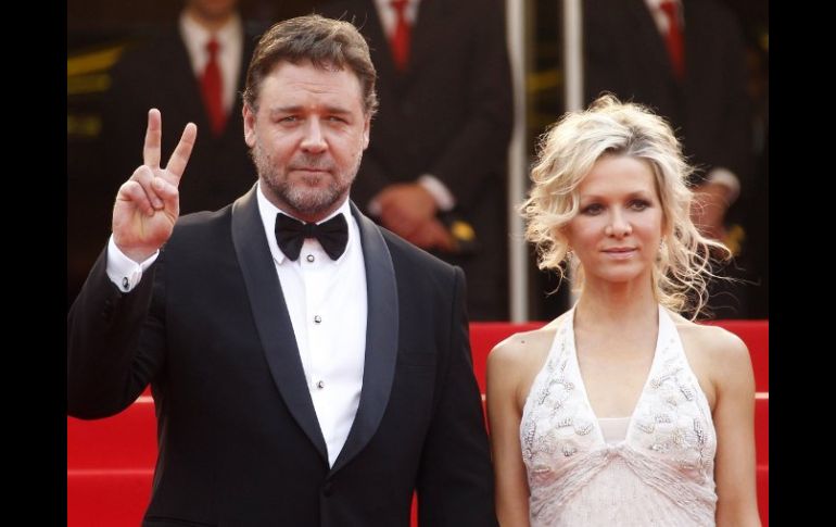 Russell Crowe y Danielle Spencer en una imagen de mayo de 2010. ARCHIVO  /