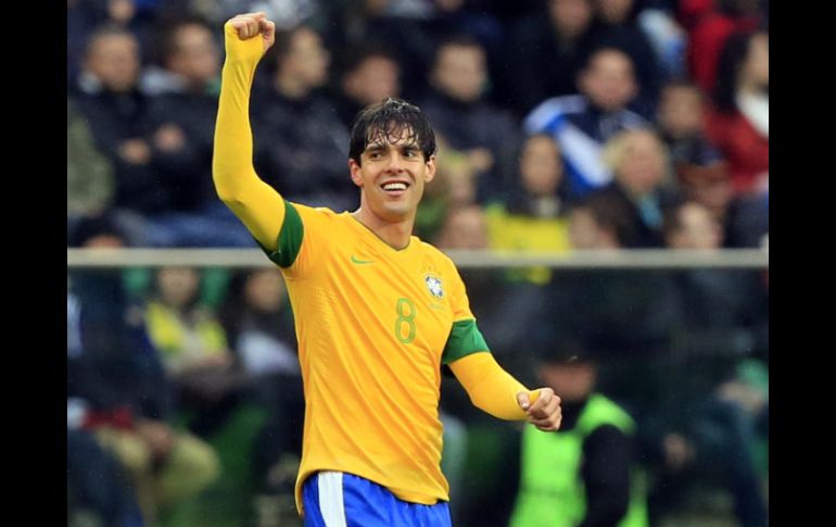 Kaká ayudó a la selección en el amistoso que Brasil ganó 4-0 a Japón en la ciudad polaca de Breslavia. REUTERS  /