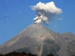 Sólo el Popocatépetl y el Volcán de Colima (foto) cuentan con observación permanente. ARCHIVO  /