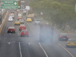 El programa de fomento a la verificación vehicular, que obliga a automovilistas a revisar sus automóviles, arranca esta tarde.  /