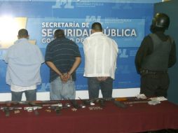 Los individuos fueron puestos a disposición del Ministerio Público para ser investigados por la portación de armas y droga. ARCHIVO  /