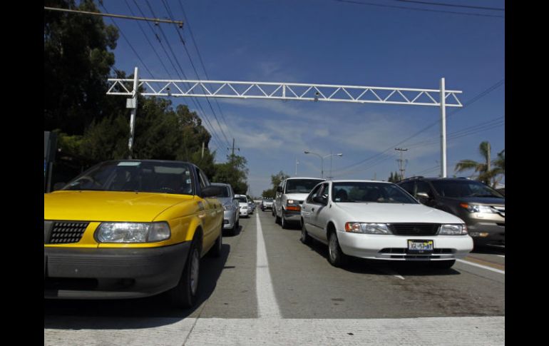 La tendencia del parque vehicular en la ciudad se mantiene a la alza; diario se suman 300 autos. ARCHIVO  /