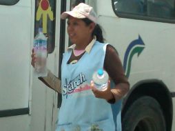 Nancy Márquez, de 21 años, trabaja a unos metros del Parque Agua Azul.  /