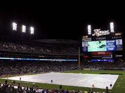 El Comerica Park durante la lluvia que obligó a posponer el cuarto juego de la Serie de Campeonato de la Liga Americana. AFP  /