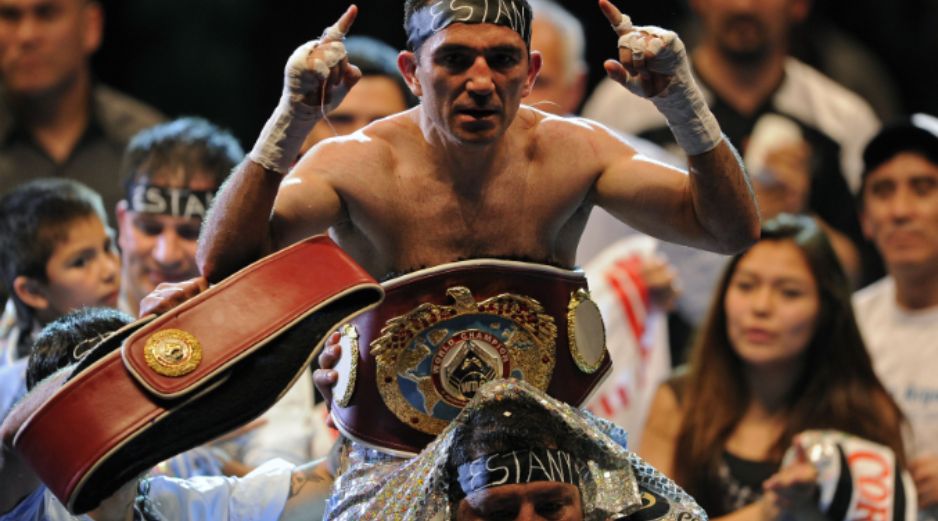 El campeón Omar Narváez derrotó en el undécimo asalto al mexicano Johnny García y retuvo su título. AFP  /