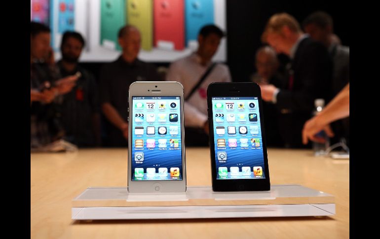 Apple solo tuvo nueve días de ventas de su nuevo iPhone 5 en el cuarto trimestre fiscal. ARCHIVO  /