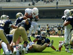 La temporada regular en la Organización Nacional Estudiantil de Futbol Americano llega a su final. ESPECIAL  /