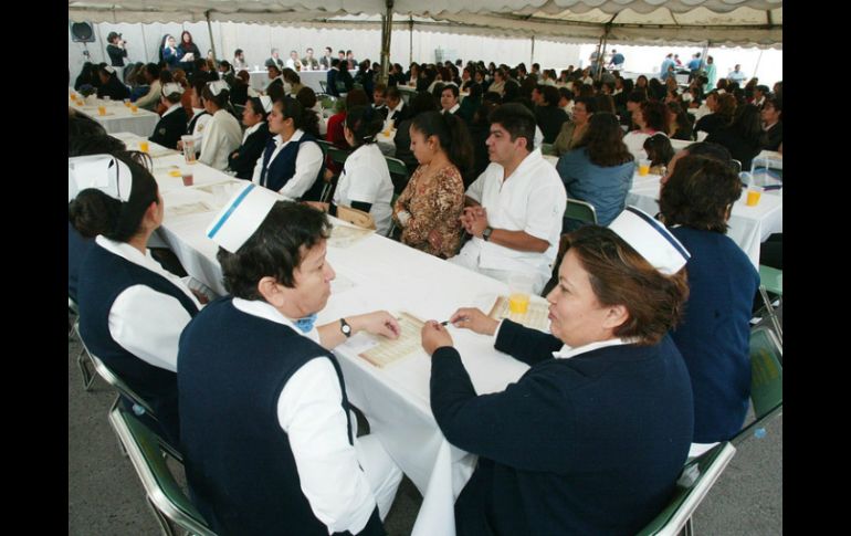 El plan de estudios de la Escuela de Enfermería está apegado al plan de la licenciatura en el ramo, que imparte la UdeG. ARCHIVO  /