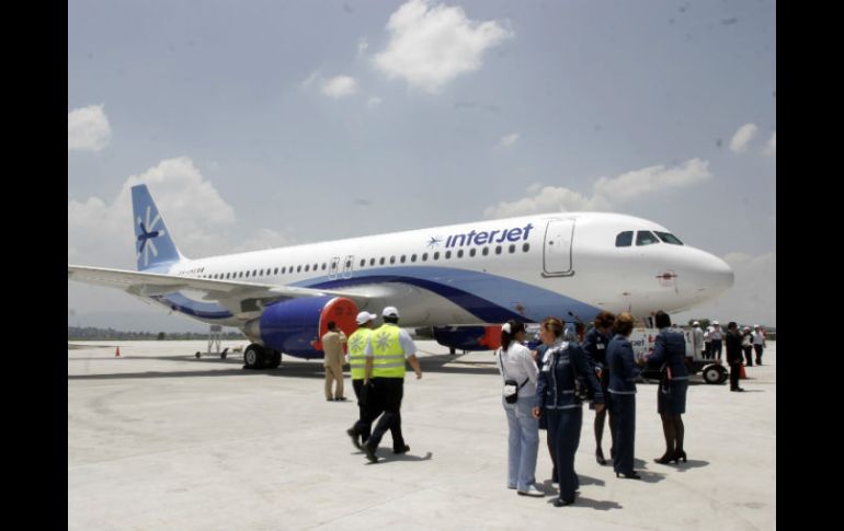 La aerolínea colocó a sus pasajeros en hoteles para que pernoctaran en San Antonio. ARCHIVO  /