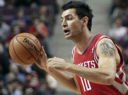 Delfino se convirtió en uno de los jugadores claves de los Rockets durante el cuarto periodo. AP  /