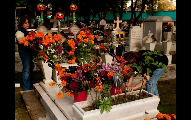 En México, el Día de Muertos es una celebración de origen prehispánico. ARCHIVO  /