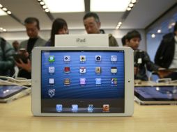 El iPad mini de 7.9 pulgadas es la primera incursión del fabricante del iPhone en el segmento de tabletas más pequeñas. REUTERS  /