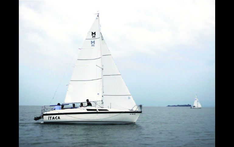 Arrancó la Regata de la Luna, en Chapala  /