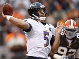 Joe Flacco mantiene a los Cuervos en la pelea para llegar a la post temporada. AP  /