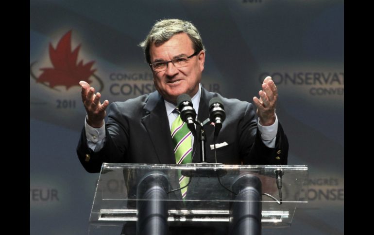 El ministro de Finanzas de Canadá, Jim Flaherty, advierte sobre el posible estallido de otra crisis global. ARCHIVO  /