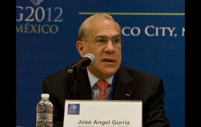 Gurría dice que México debe tener un esquema que no dependa del petróleo. XINHUA  /