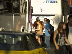 El TAE continúa analizando los amparos de los transportistas contra la suspensión del alza a la tarifa. ARCHIVO  /