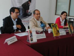 Poesía en voz alta, conferencias, lectura de cuentos y presentación de libros.  /