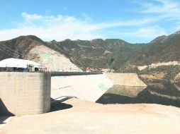 ENERGÍA LIMPIA. La Yesca, obra emblemática de sustentabilidad de la presente administración encabezada por el Presidente Felipe Calderó  /